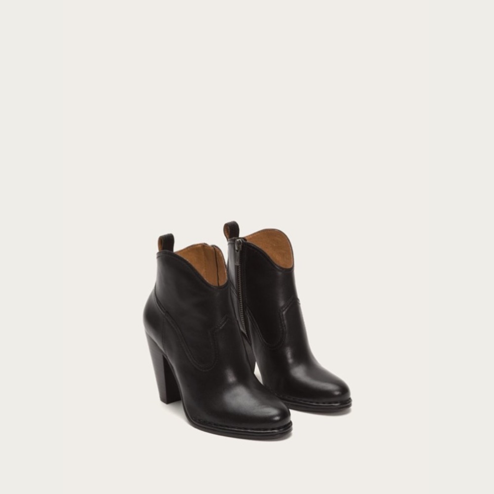 Frye Madeline Short Boot